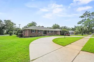 401 Poinsett Rd, Myrtle Beach, SC 29577 - Photo 1