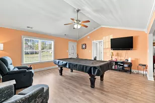 460 Oakham Dr, Conway, SC 29527 - Photo 2