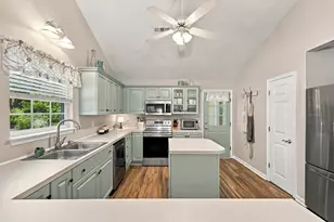 23 Old Barge Dr, Pawleys Island, SC 29585 - Photo 4