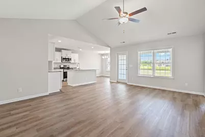 35 Bennington Ct, Georgetown, SC 29440 - Photo 2