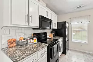 2931 Temperance Dr, Myrtle Beach, SC 29577 - Photo 4