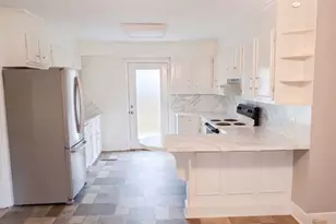 1321 E Washington St, Dillon, SC 29536 - Photo 2