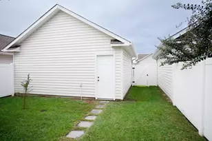 605 Banks Dr, Myrtle Beach, SC 29588 - Photo 24