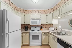 9501 Shore Dr, Myrtle Beach, SC 29572 - Photo 14