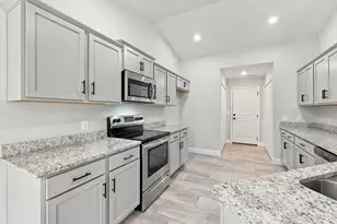 4177 Charleston Oaks Dr, Loris, SC 29569 - Photo 8