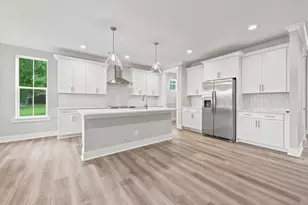 2012 Spring Valley Ct, Loris, SC 29569 - Photo 4