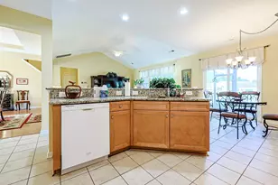 634 W Chatman Dr, Calabash, NC 28467 - Photo 10
