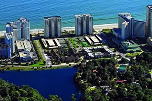 10200 Beach Club Dr, Myrtle Beach, SC 29572 - Photo 4