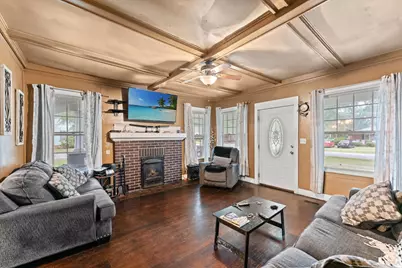 211 14th Ave. S, Dillon, SC 29536 - Photo 4