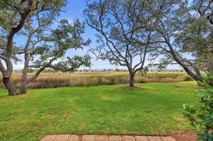 256 Salt Marsh Cir, Pawleys Island, SC 29585 - Photo 2