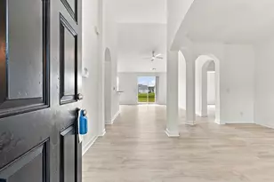172 Zinnia Dr, Myrtle Beach, SC 29579 - Photo 2