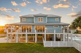 108 Strawflower Dr, Holden Beach, NC 28462 - Photo 4