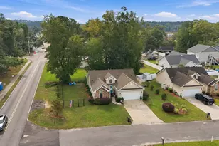 201 Riverbrook Dr, Little River, SC 29566 - Photo 4