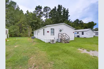 12 Locust St, Andrews, SC 29510 - Photo 4