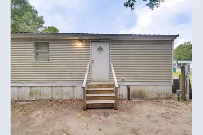 18 Locust St, Andrews, SC 29510 - Photo 4