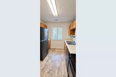 380 Myrtle Greens Dr. #D, Conway, SC 29526 - Photo 6
