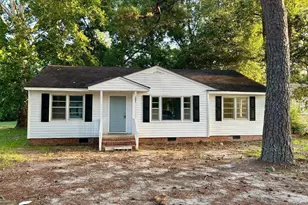 207 E Pickens St, Marion, SC 29571 - Photo 1