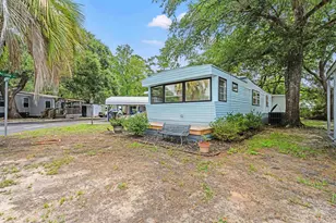 10 Acorn Ct, Murrells Inlet, SC 29576 - Photo 1