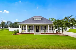 401 Paul St, Conway, SC 29527 - Photo 1