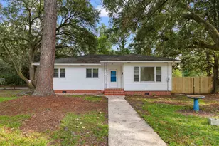 329 W Marion St, Mullins, SC 29574 - Photo 1