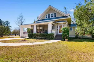 112 S Rosemary Ave, Andrews, SC 29510 - Photo 1