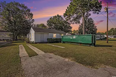 307 E Lloyd St., Mullins, SC 29574 - Photo 1