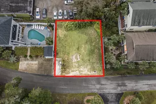 526 7th Ave S, North Myrtle Beach, SC 29582 - Photo 1