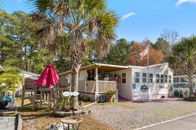 613 5th Ave. S, Myrtle Beach, SC 29577 - Photo 1