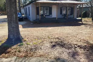 112 Academy St, Mullins, SC 29574 - Photo 1