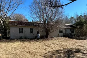 2047 Martin Luther King Jr Hwy, Kingstree, SC 29556 - Photo 1