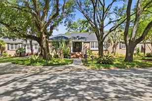 229 E Bay St, Georgetown, SC 29440 - Photo 1