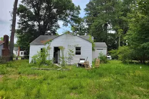 507 Oak St, Mullins, SC 29574 - Photo 1