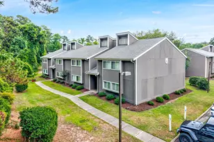 10301 N Kings Hwy, Myrtle Beach, SC 29572 - Photo 1