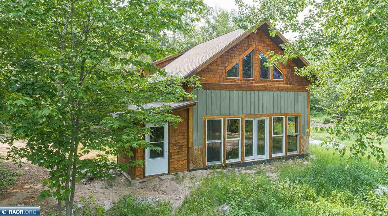 7367 Ahlgren Rd, Orr, MN 55771