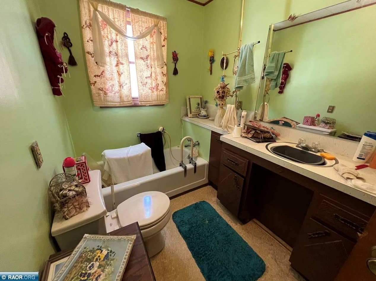 27181 Trout Lake Rd, Bovey MN  55709-8615 exterior