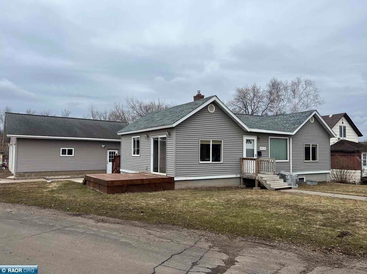 2031 4th Ave W, Hibbing, MN 55746