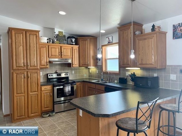 508 W 17th Ave, Fayal, MN 55734