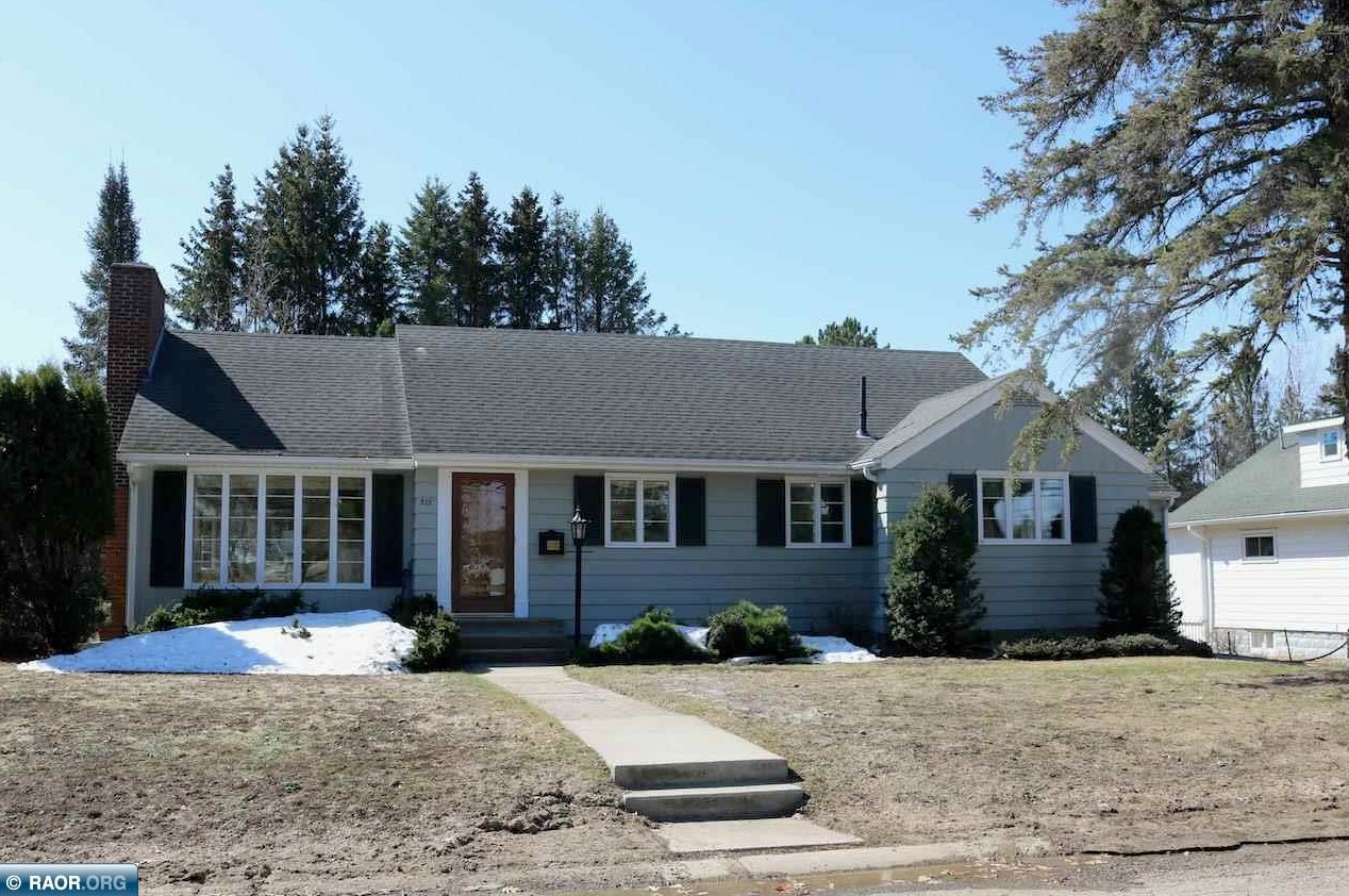 317 Central Ave, Biwabik, MN 55705-1259