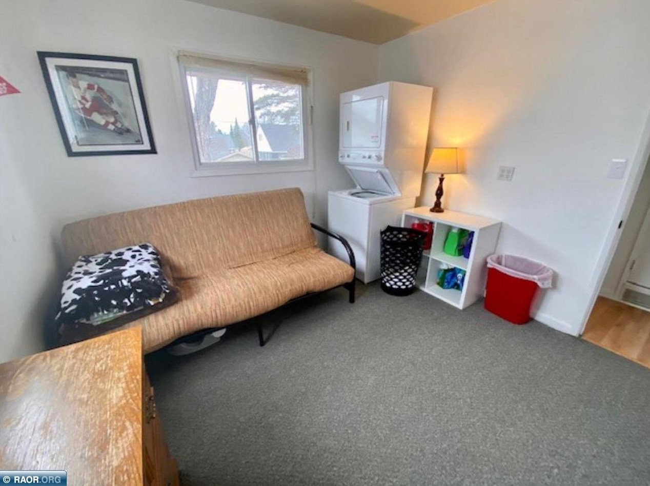 315 Fairfax Rd, Hoyt Lakes MN  55750-1218 exterior