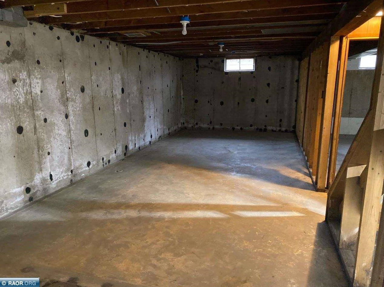 309 Elmwood Rd, Hoyt Lakes MN  55750-1212 exterior