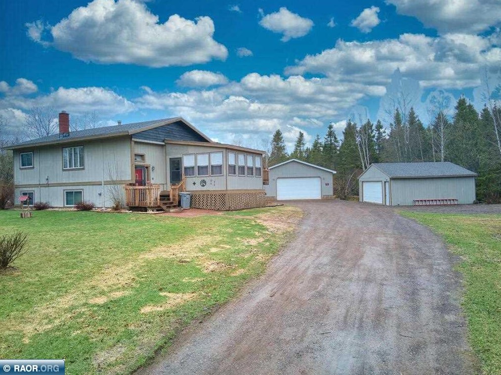 5917 W Arrowhead Rd, Duluth, MN 55811