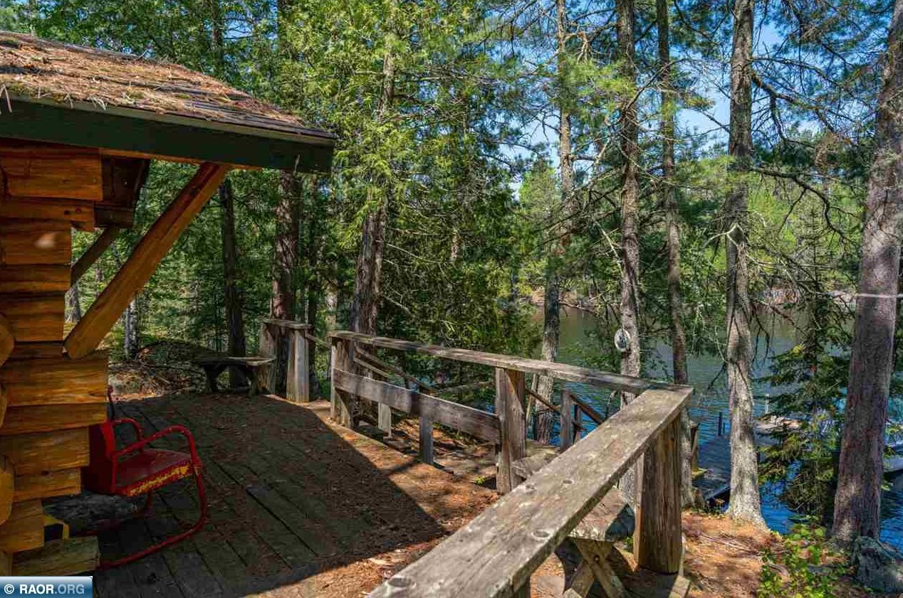 5466 Ely Is, Breitung, MN 55790-4400