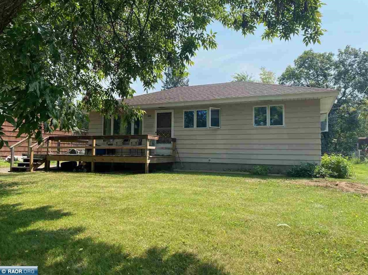 304 Dorchester Dr, Hoyt Lakes, MN 55750