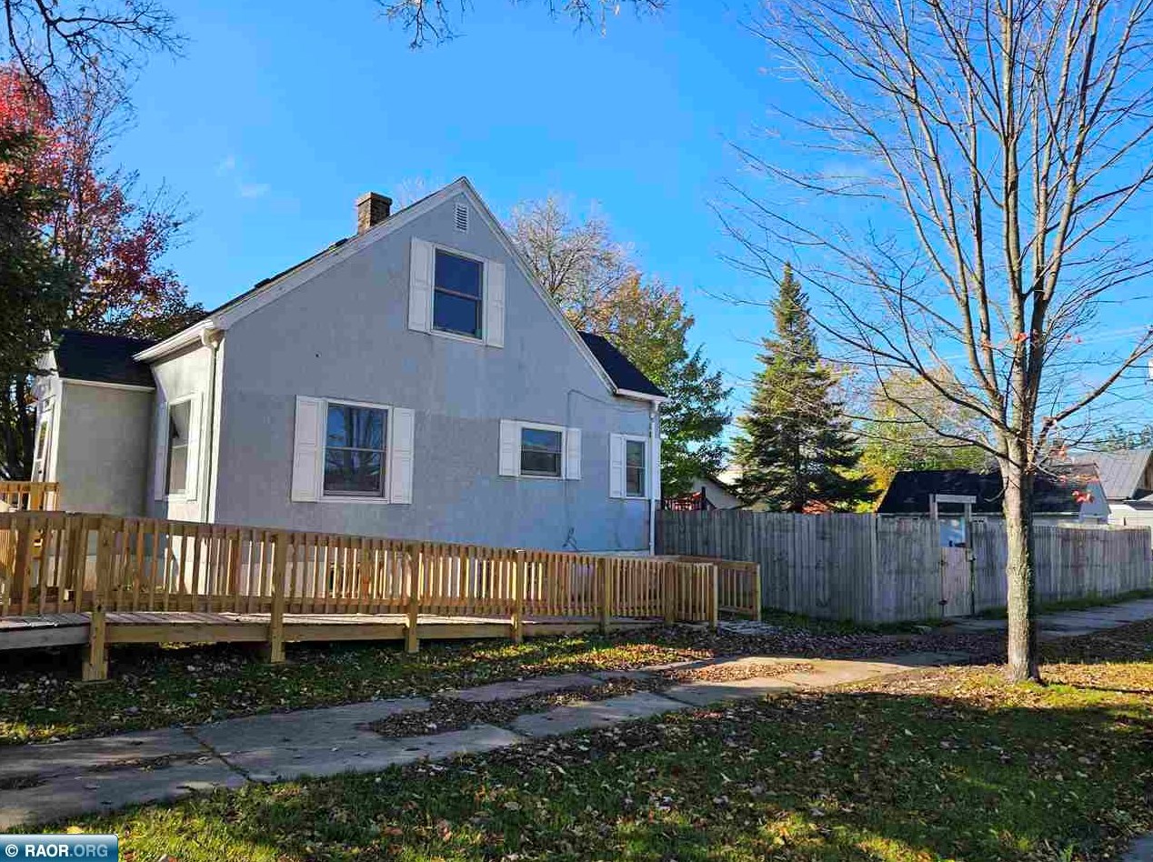 2201 4th Ave W, Hibbing, MN 55746