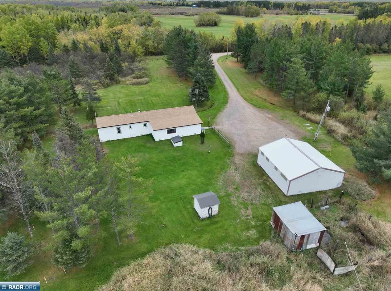 2677 Greenfield Dr, Zim, MN 55738