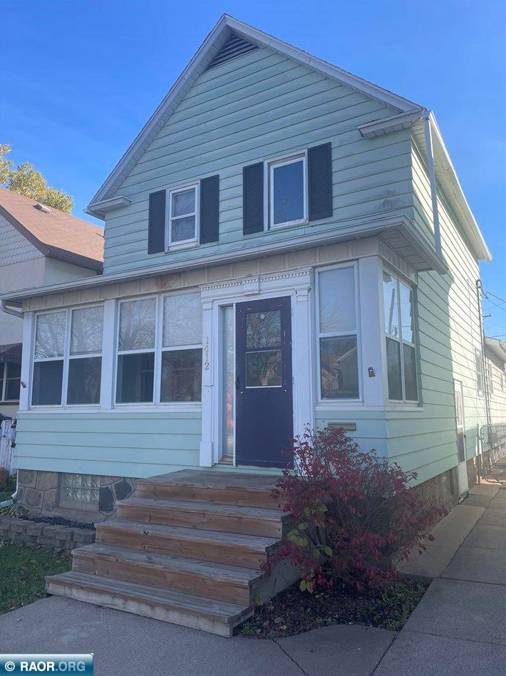 1412 13th Ave E, Hibbing, MN 55746