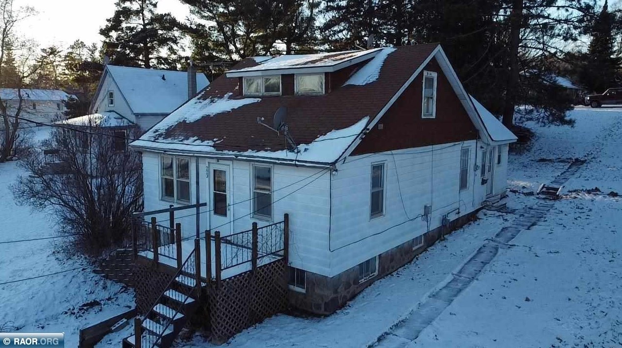 223 1st Ave N, Hibbing, MN 55746