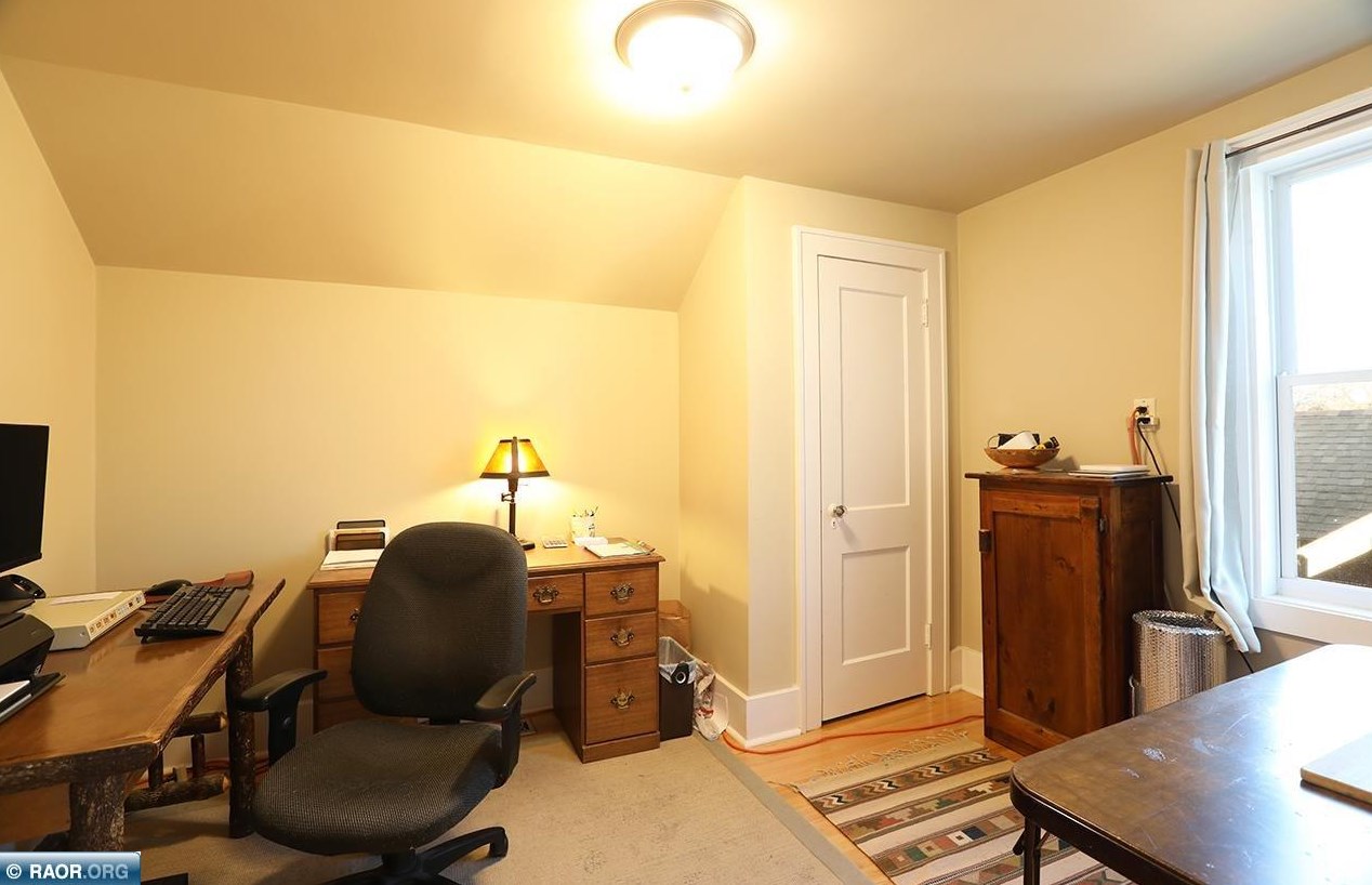 5 White St, Ely MN  55731-1247 exterior