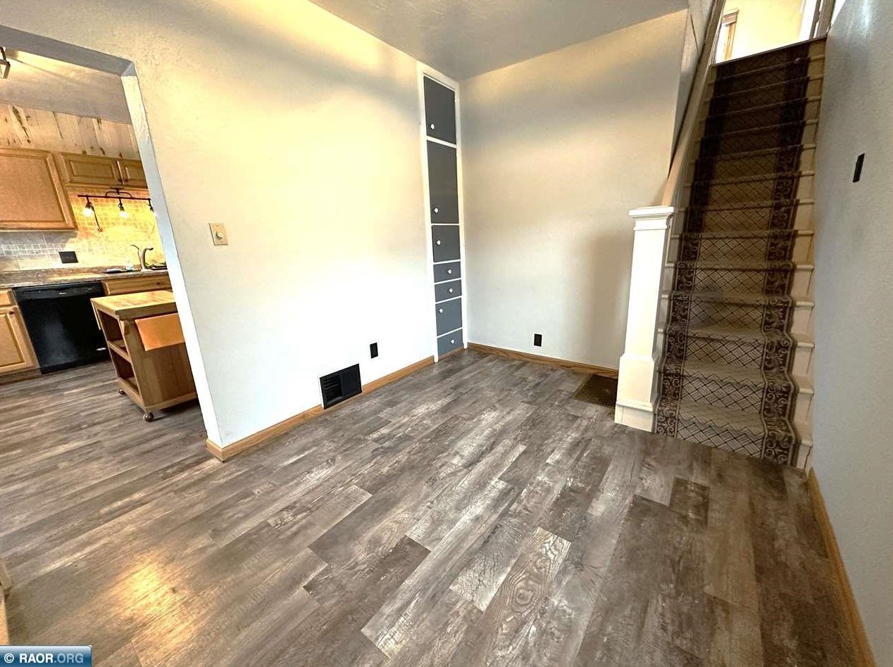 15 Shagawa Rd, Ely MN  55731-1010 exterior