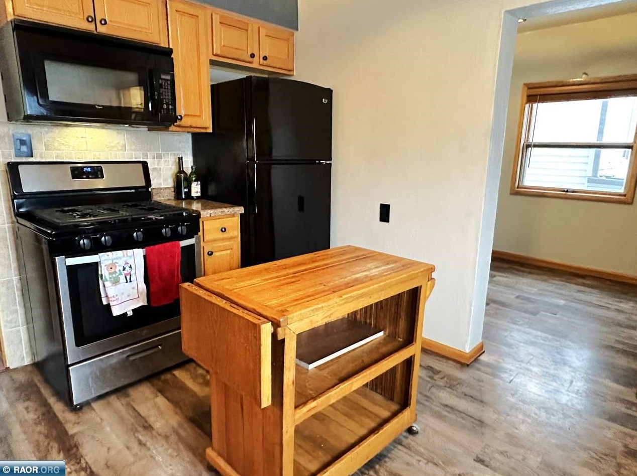 15 Shagawa Rd, Ely MN  55731-1010 exterior